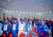 Baarlamaanka Waqooyi Bari oo ansixiyay habraaca doorashada shir guddoonka